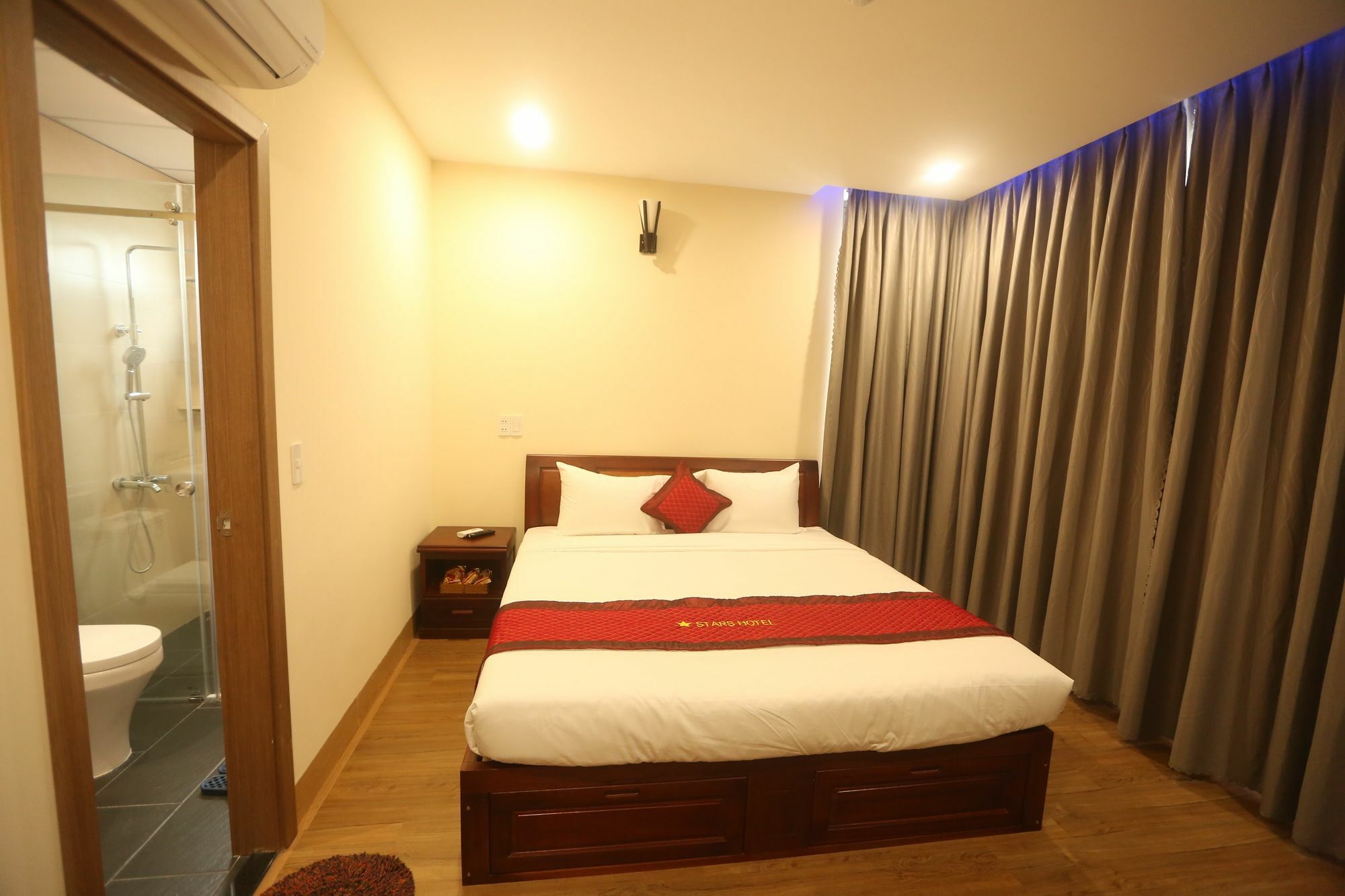 Stars Hotel Đà Nẵng Kültér fotó