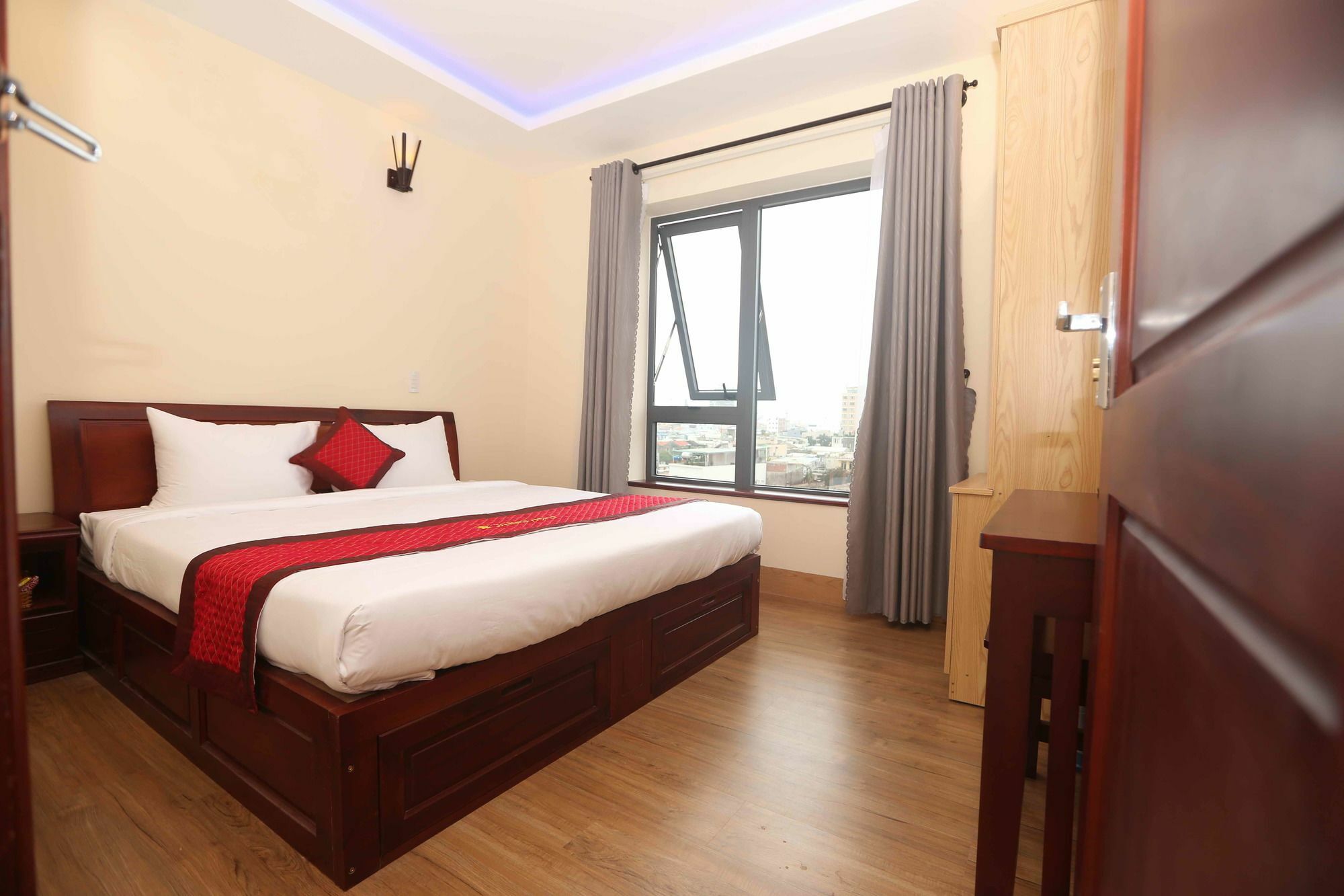 Stars Hotel Đà Nẵng Kültér fotó